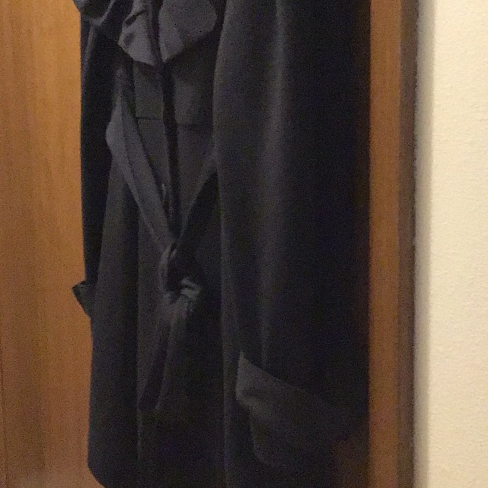Black Ruffled Jacket size XL - Picture 3 of 8